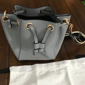 Rock Gray Marc Jacobs The Leather Bucket Bag